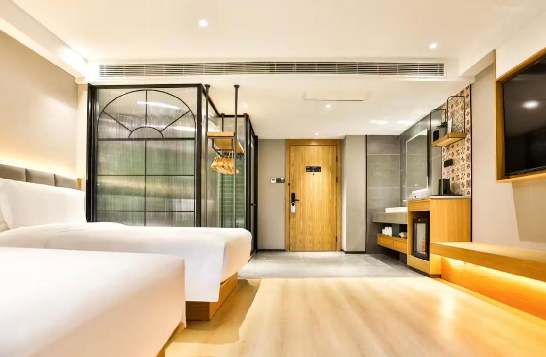 True Go Hotel - Shanghai Jing'An Temple Nanjing West Road Extérieur photo