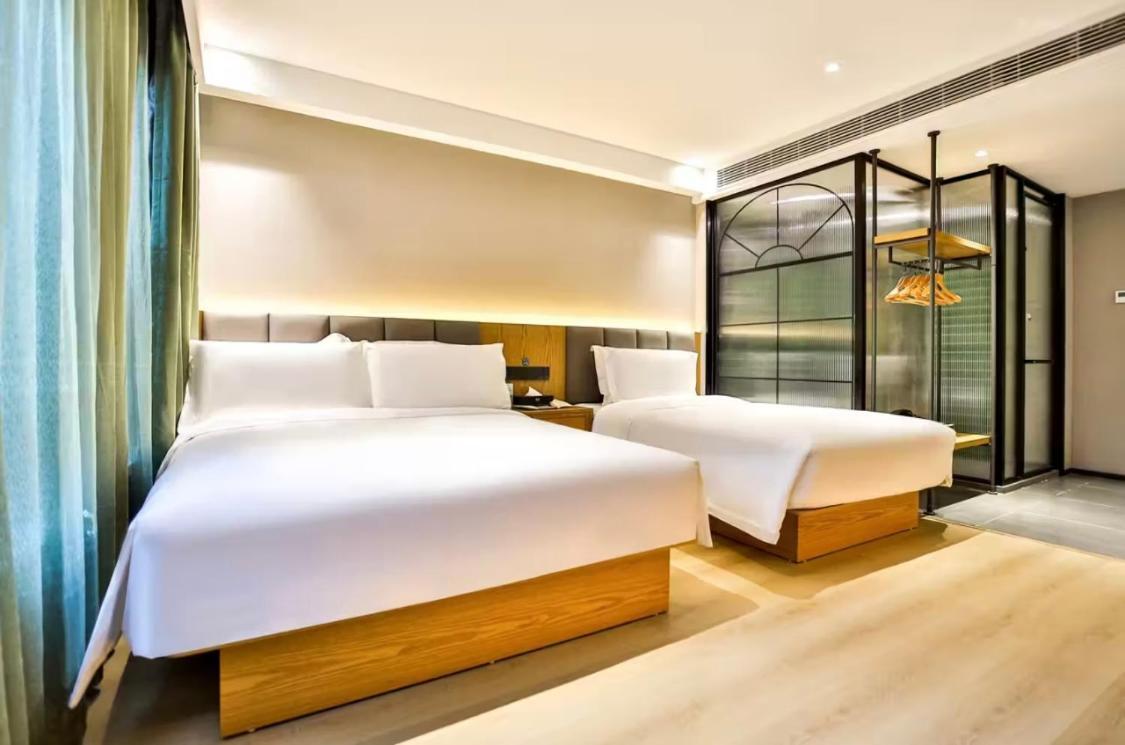 True Go Hotel - Shanghai Jing'An Temple Nanjing West Road Extérieur photo