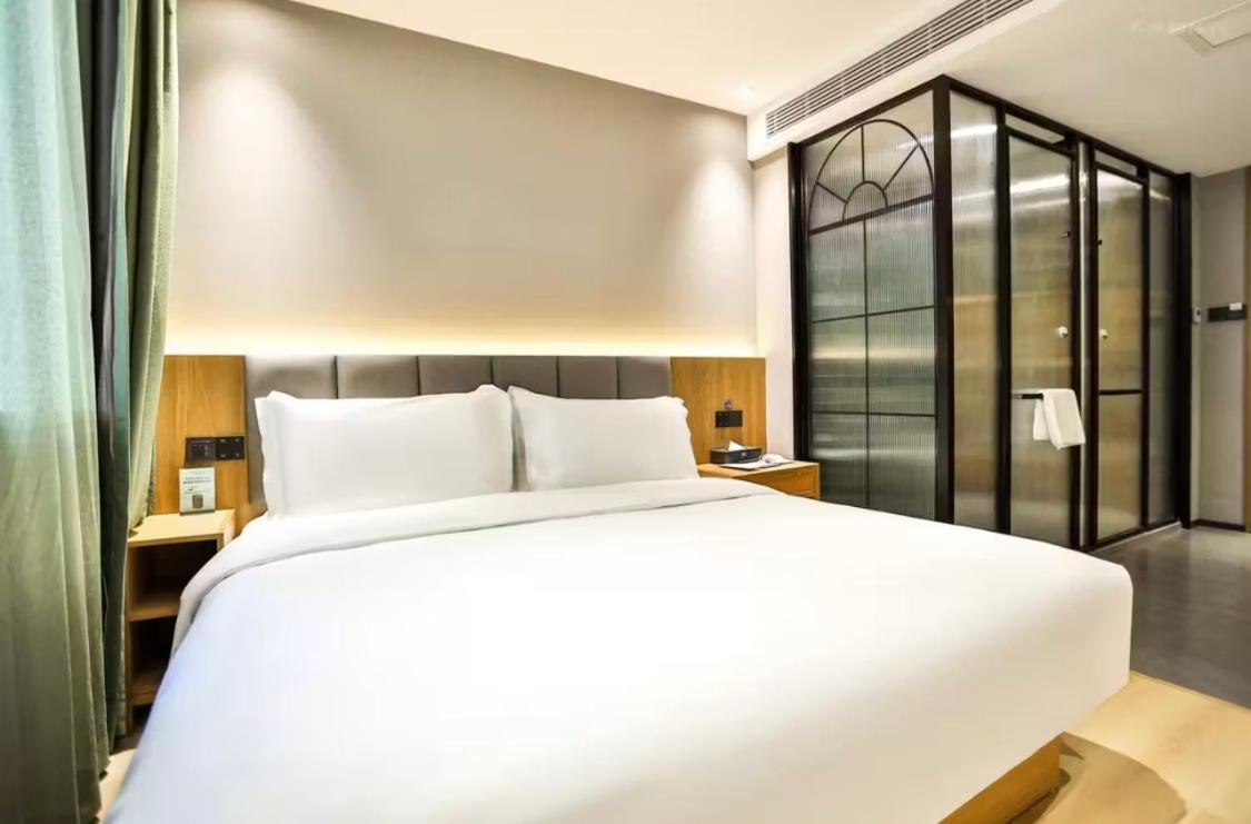 True Go Hotel - Shanghai Jing'An Temple Nanjing West Road Extérieur photo