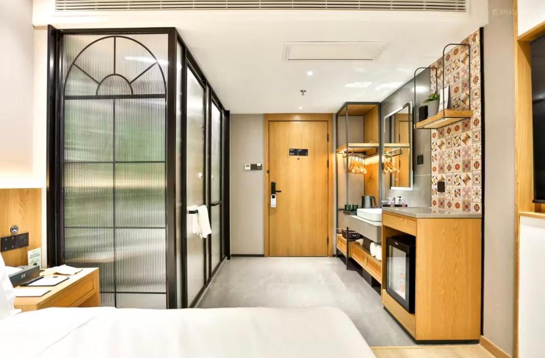True Go Hotel - Shanghai Jing'An Temple Nanjing West Road Extérieur photo