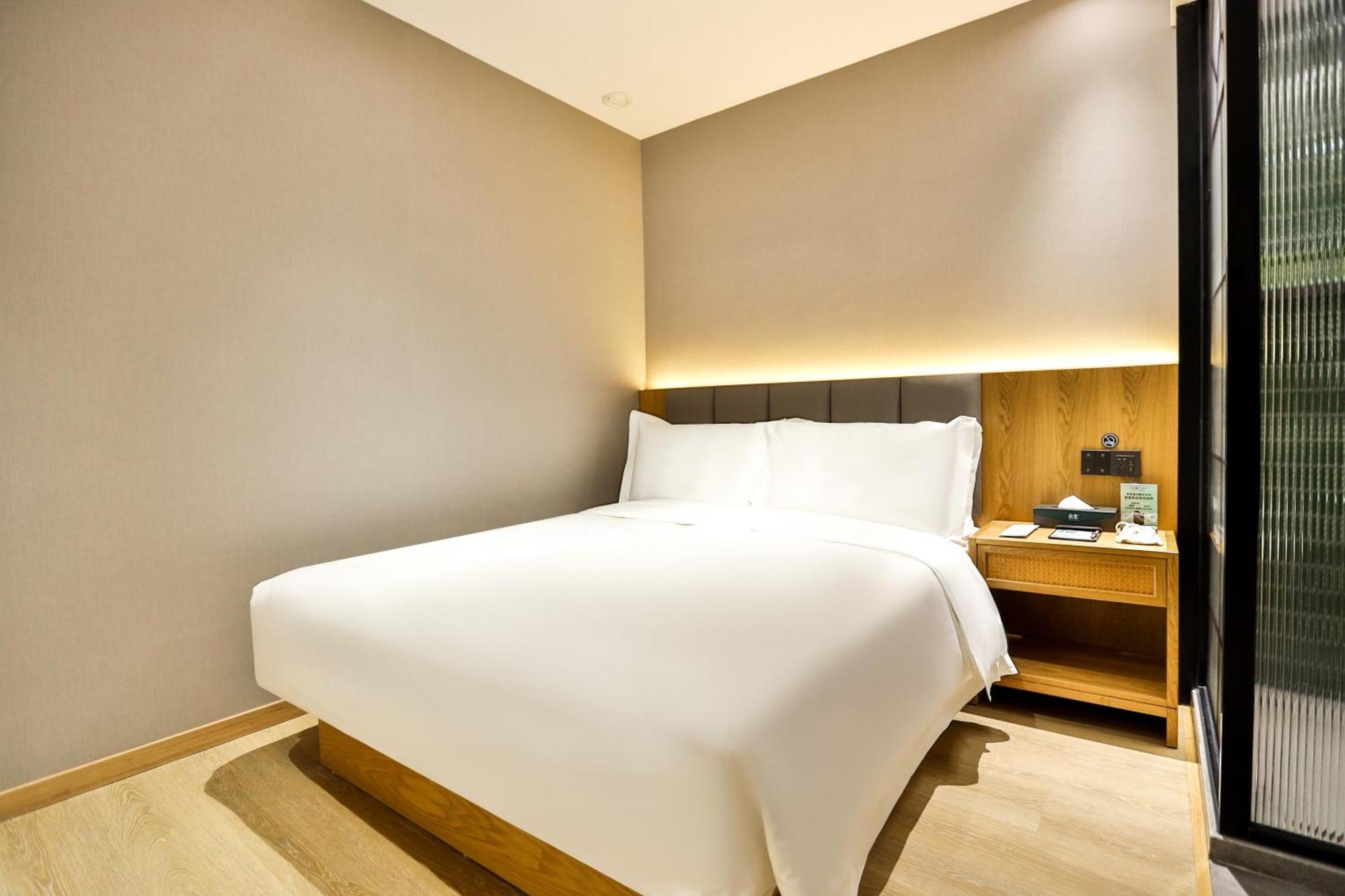 True Go Hotel - Shanghai Jing'An Temple Nanjing West Road Extérieur photo