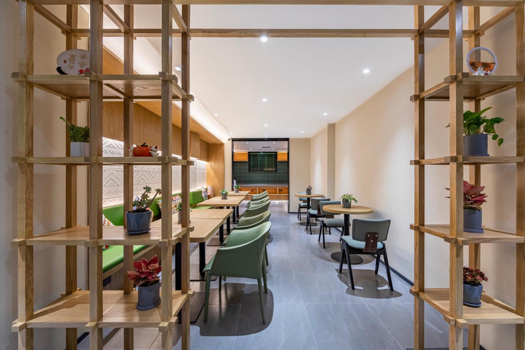 True Go Hotel - Shanghai Jing'An Temple Nanjing West Road Extérieur photo