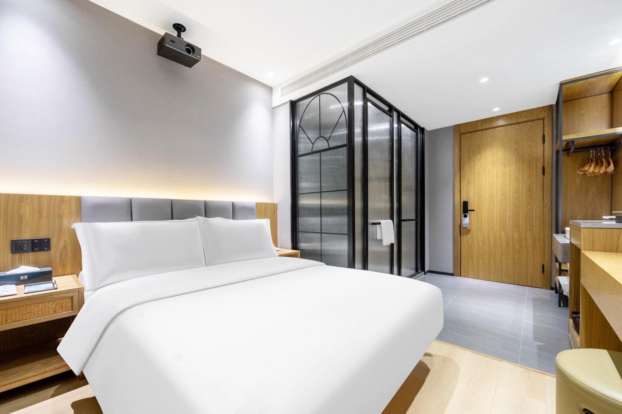 True Go Hotel - Shanghai Jing'An Temple Nanjing West Road Extérieur photo