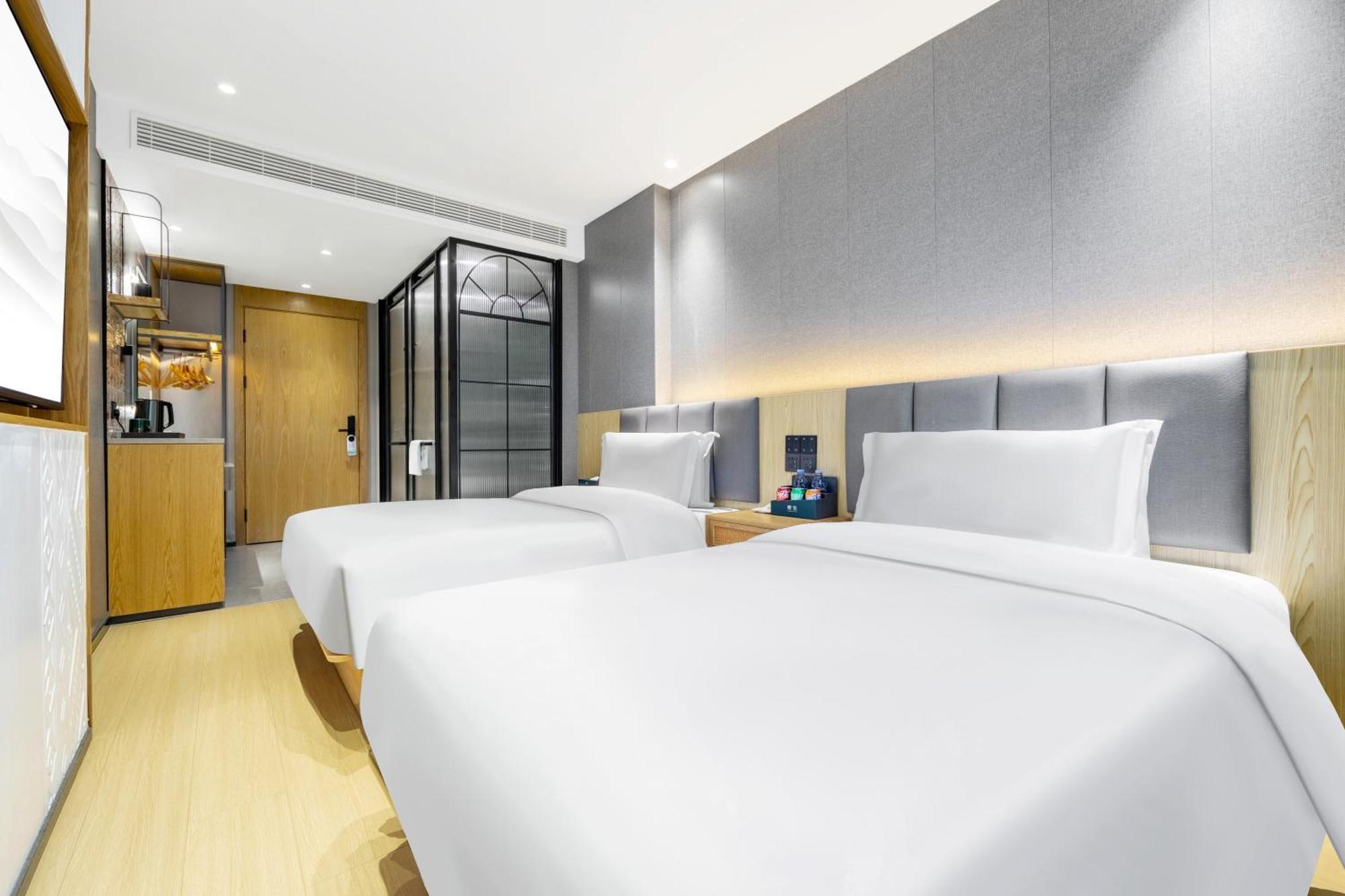 True Go Hotel - Shanghai Jing'An Temple Nanjing West Road Extérieur photo